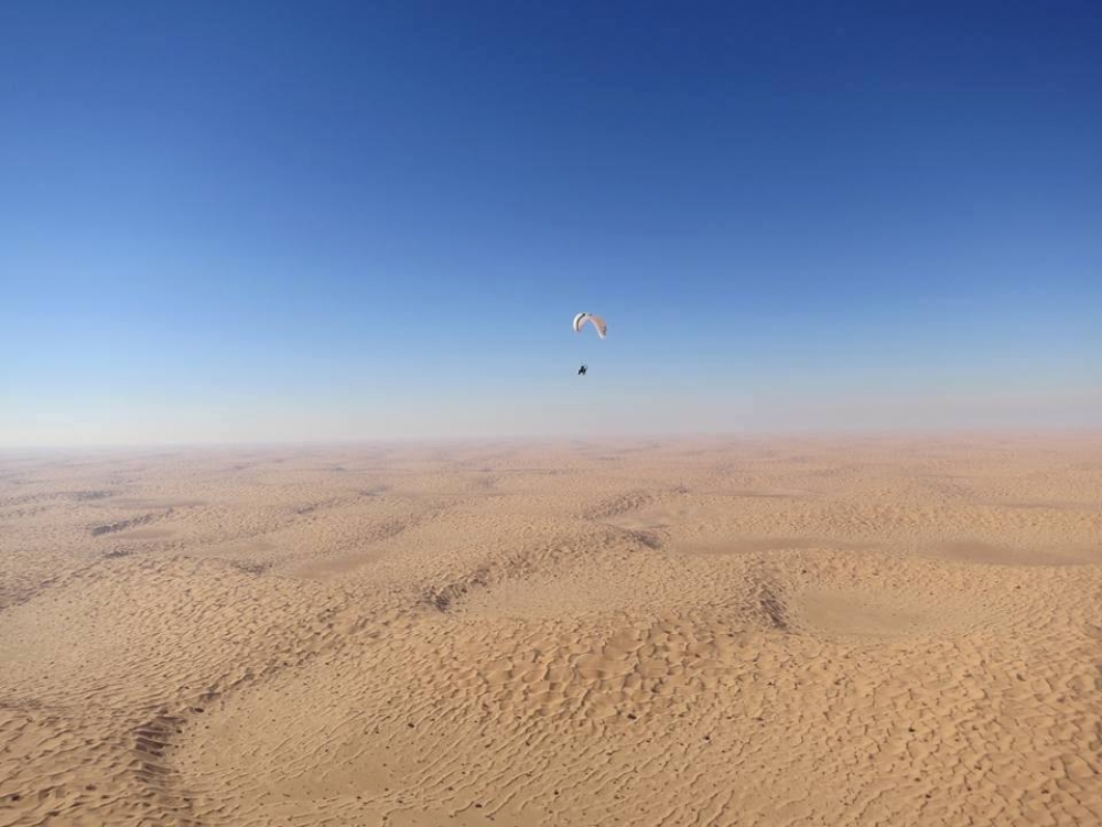 Du-paramoteur-dans-le-Sahara-paramoteur-4.jpg